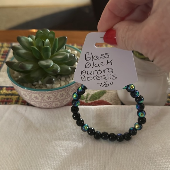 Hand Crafted Glass Aurora Borealis Stretch Bracelet - Picture 7 of 7